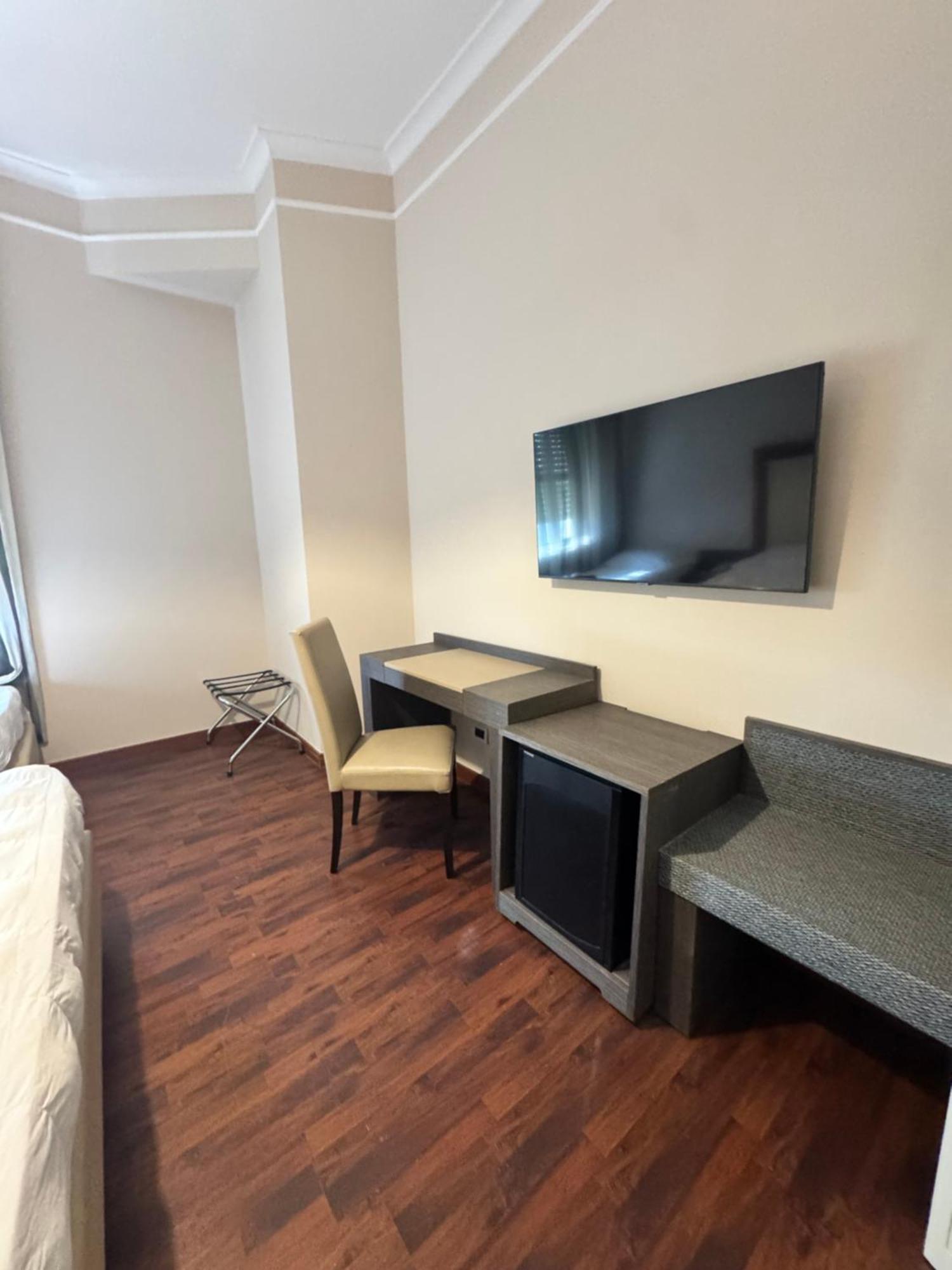 Grand Hotel Lamezia Lamezia Terme Bagian luar foto