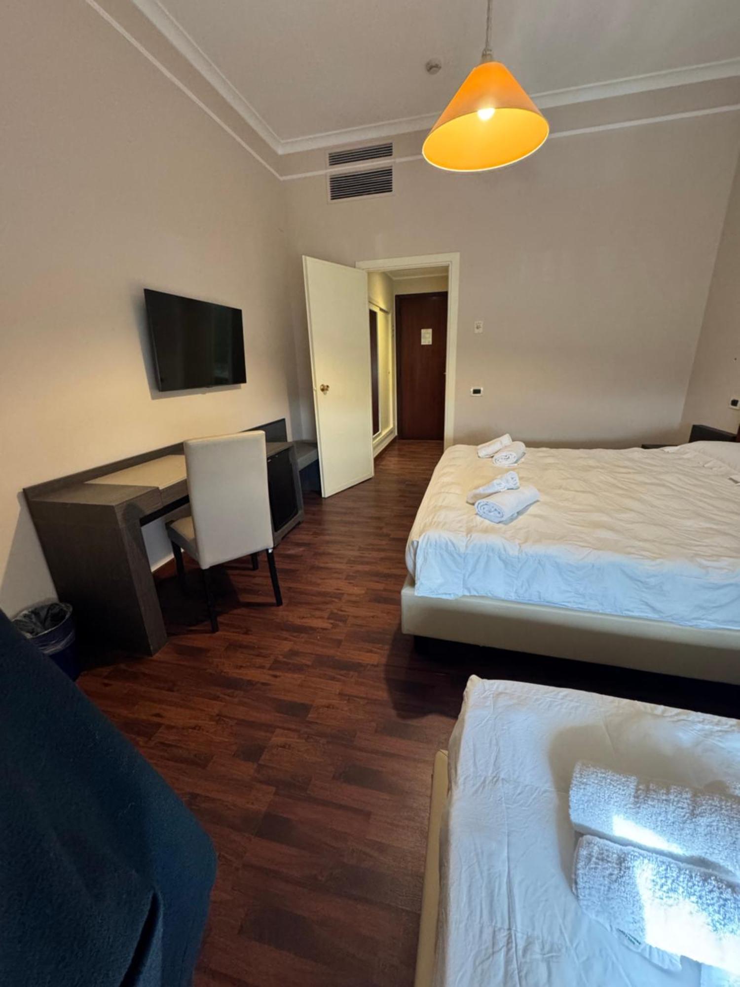 Grand Hotel Lamezia Lamezia Terme Bagian luar foto