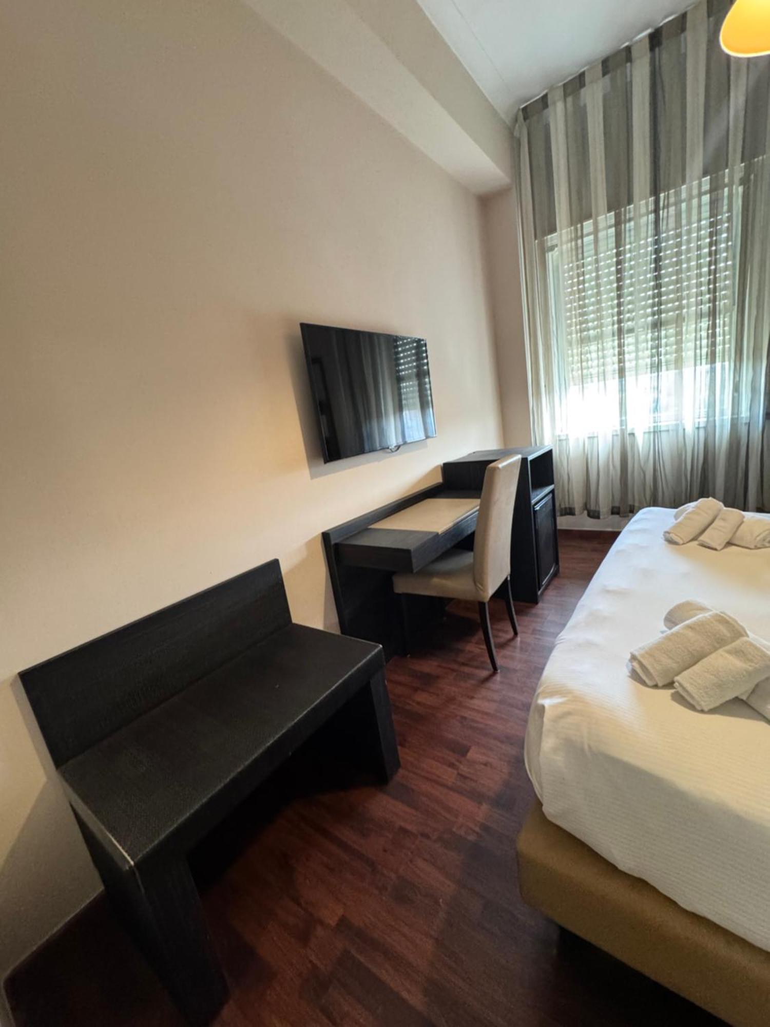 Grand Hotel Lamezia Lamezia Terme Bagian luar foto